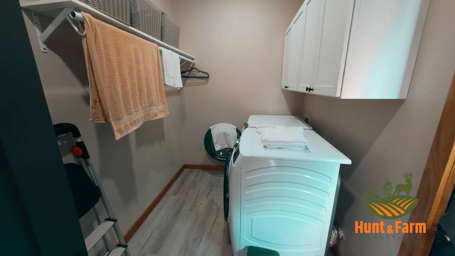 Still 2025-11-29 081237_1.97.11.jpg